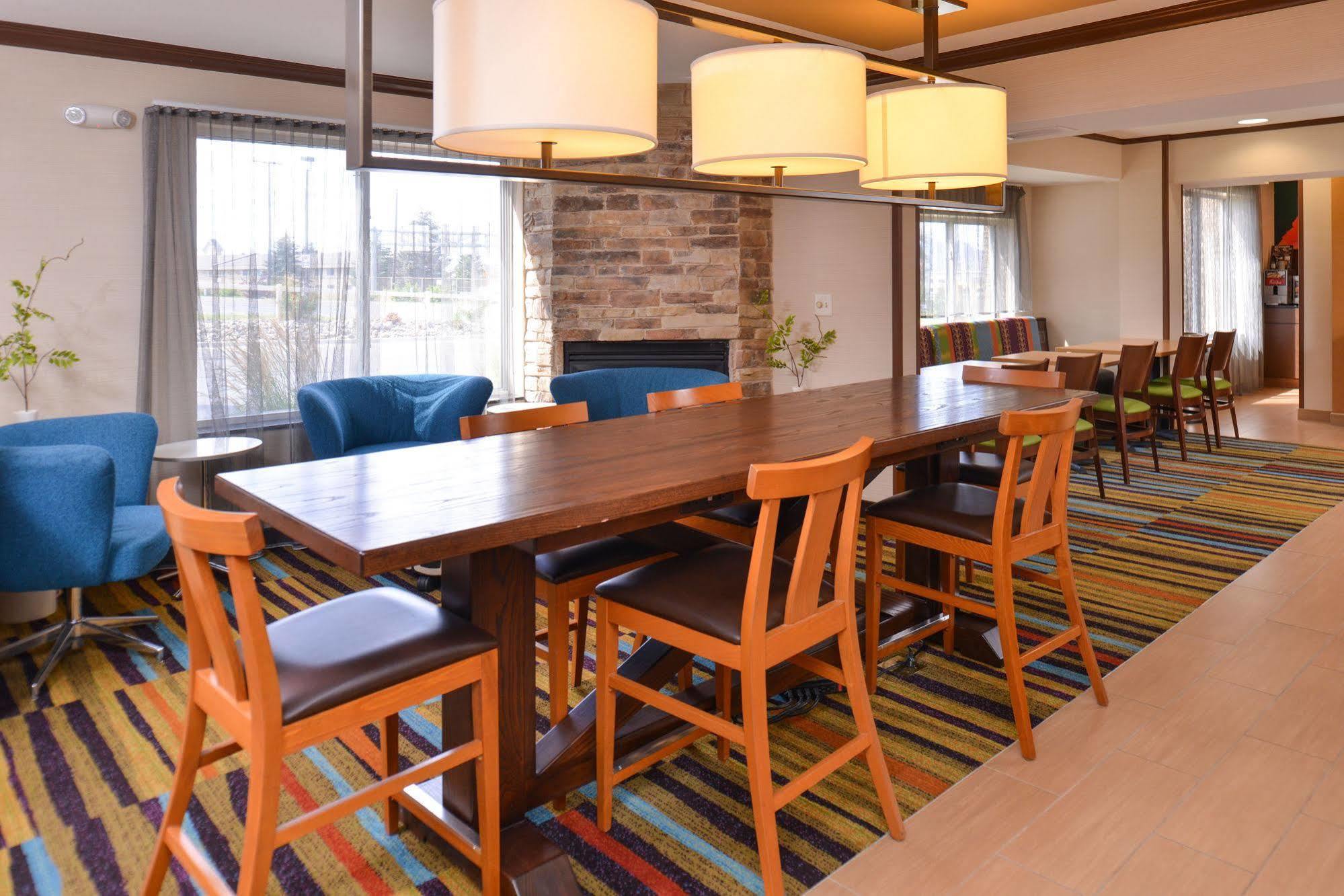 Fairfield Inn & Suites By Marriott Helena Exteriör bild
